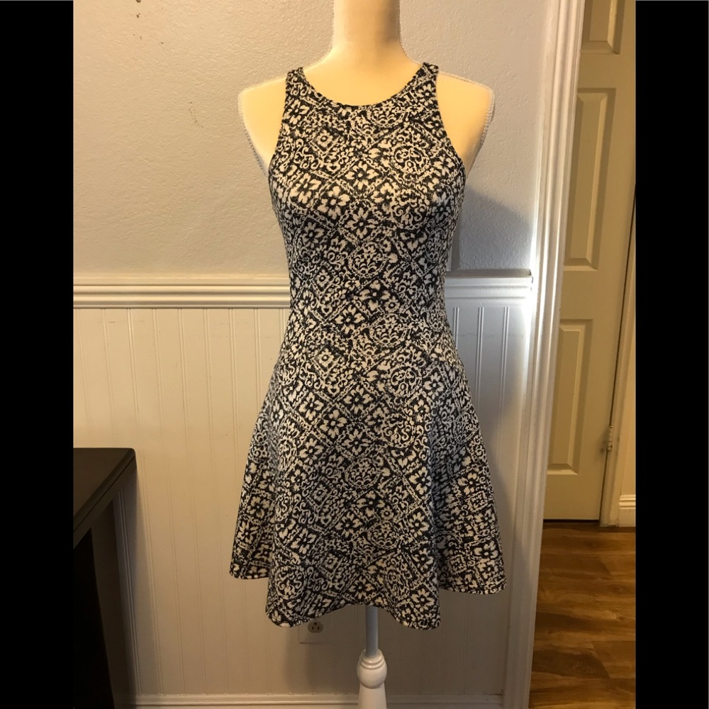 Abercrombie & Fitch dress women’s size small - Picture 1 of 5
